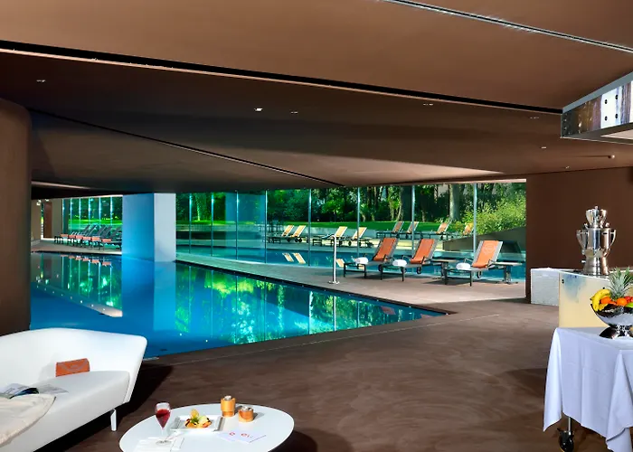 Lido Palace - The Leading s Of The WorldAlbergo